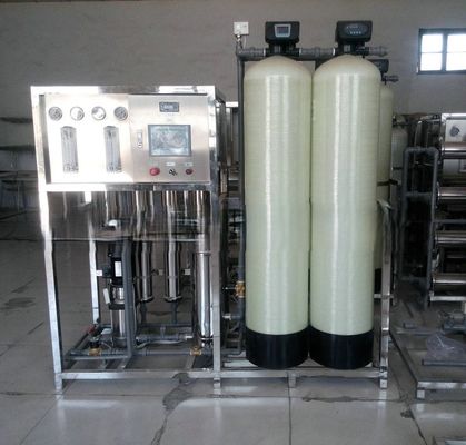2TPH 3.0kW-380-415V 2xFRP Танки Соленая вода Водопровод с обратным осмосом