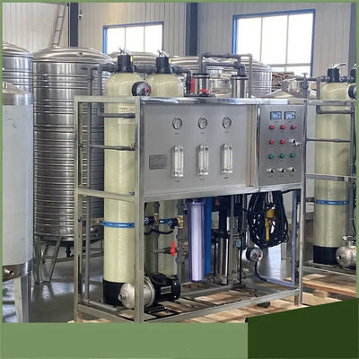 1.5TPH 3.0kW-380-415V 2xFRP Танки Соленая вода Водопровод с обратным осмосом