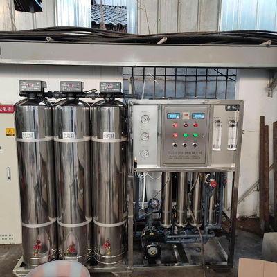 1TPH 2.1kW-380-415V 3xSS304 Танки Соленая вода Водопровод с обратным осмосом
