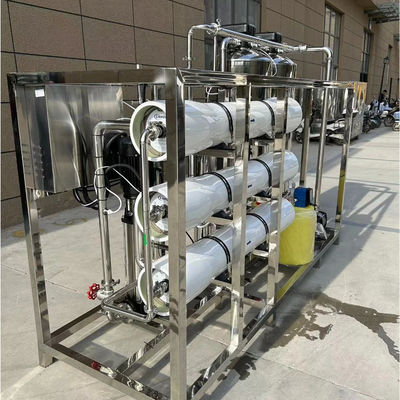 4TPH 5.5kW-380-415V 2xSS304 Танки Соленая вода Водопровод с обратным осмосом