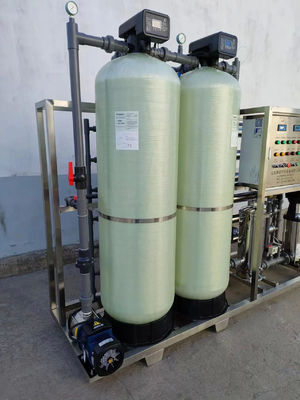 4TPH 5.5kW-380-415V 2xFRP Танки Соленая вода Водопровод с обратным осмосом