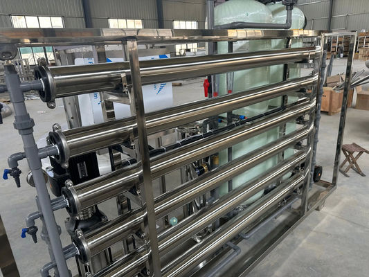 6TPH 7.9kW-380-415V 2xFRP Танки Соленая вода Водопровод с обратным осмосом