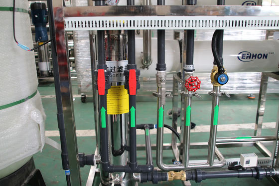 8TPH 14kW-380-415V 2xFRP Танки Соленая вода Водопровод с обратным осмосом