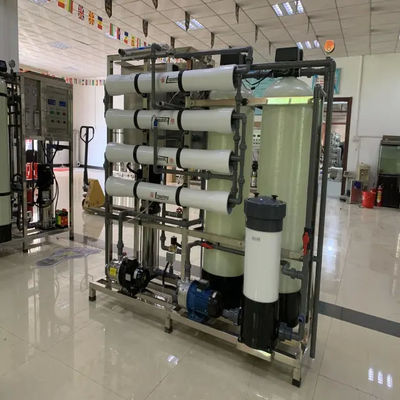 1TPH 2xFRP резервуары Водоснабжение с обратным осмосом для питьевой / сельскохозяйственной / оросительной