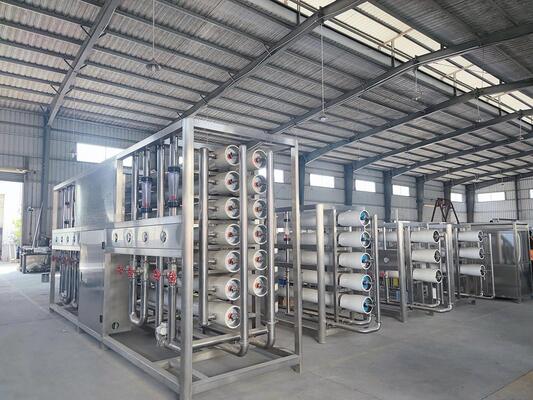 500L/H Commercial Reverse Osmosis Water Purification System with FRP Pretreatment Tanks and Stainless Steel Skid-Mounted Design