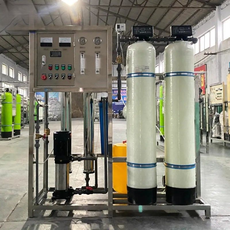 2 FRP резервуары Промышленная 500LPh RO мембранная система фильтрации воды